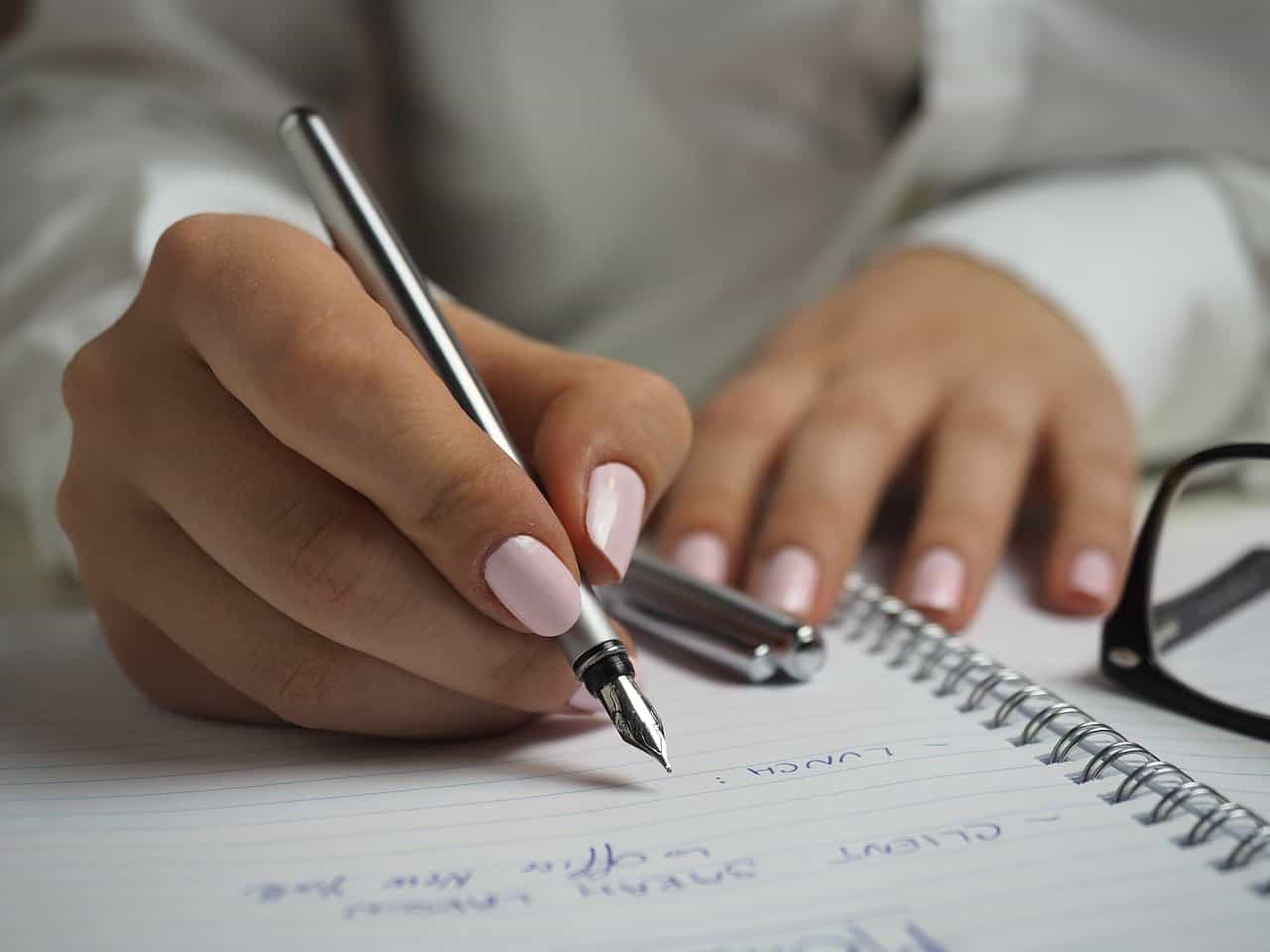 composition, fountain pen, hands-1837242.jpg