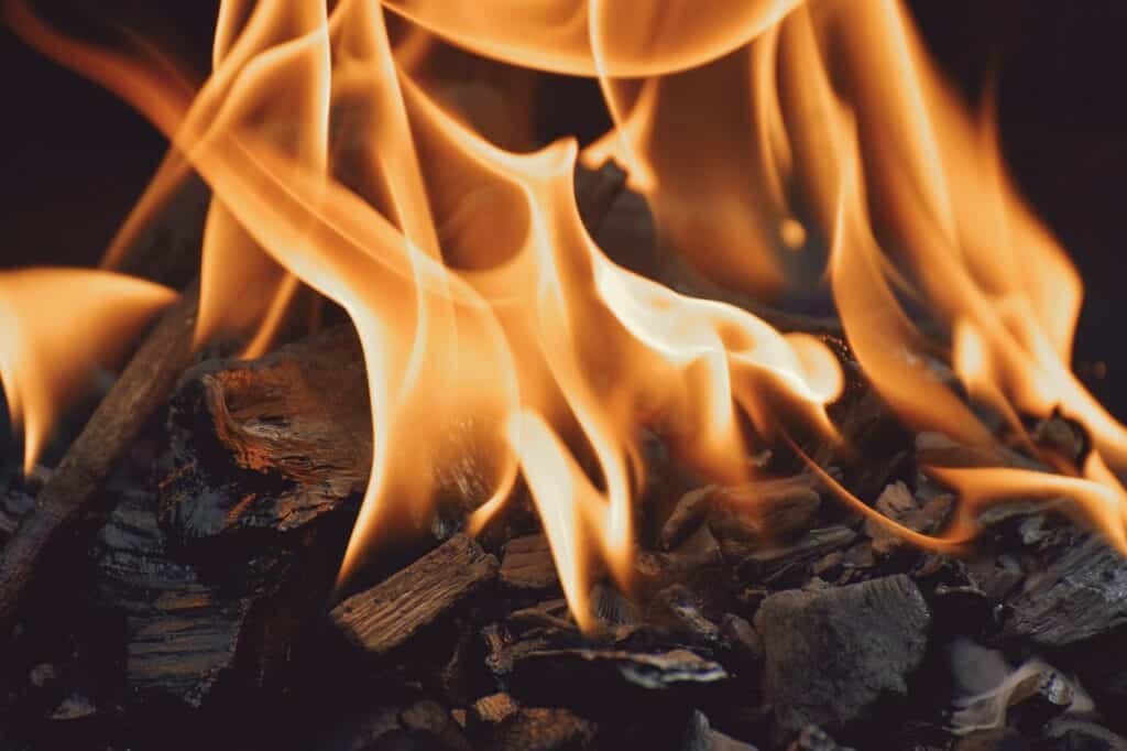 fire, flames, money-7332965.jpg